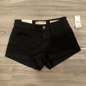 Bullhead Low Rise Shorts